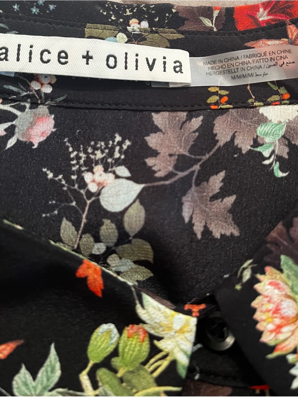 Alice + Olivia Twisting Vines Floral Ruffle Front Flutter Sleeve Sz M MSRP $295 - Picture 9 of 12